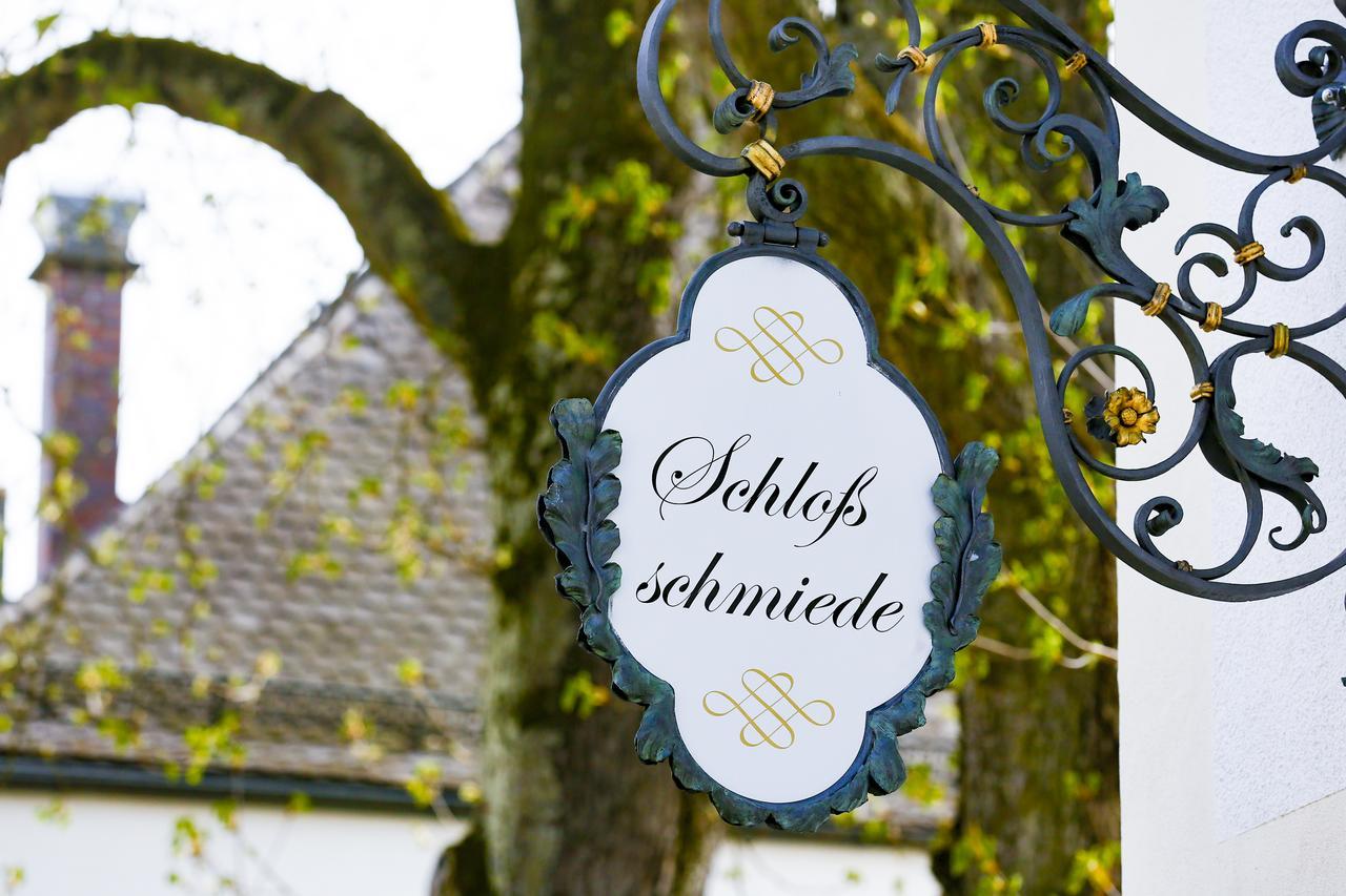 Hotel Zur Schloss-Schmiede Kuhbach  외부 사진